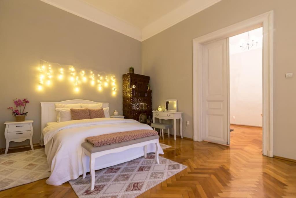 No.8: Lovely & Cosy 3-Room Heart Of The City Timisoara Exterior photo